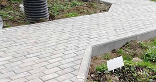 Профессиональная укладка брусчатки в Черняховске в октябре